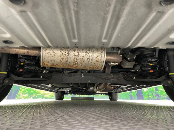 2018 Nissan Serena DAA-GFC27 (UW-69f2a447d733f)[28]