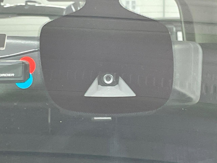 2018 Nissan Serena DAA-GFC27 (UW-69f2a447d733f)[23]