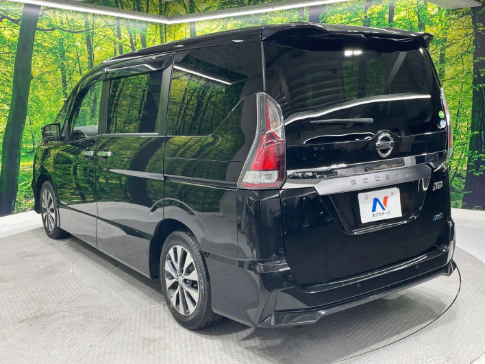 2018 Nissan Serena DAA-GFC27 (UW-69f2a447d733f)[14]