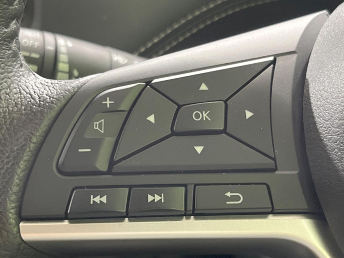 2018 Nissan Serena DAA-GFC27 (UW-69f2a448b2a9d)[20]