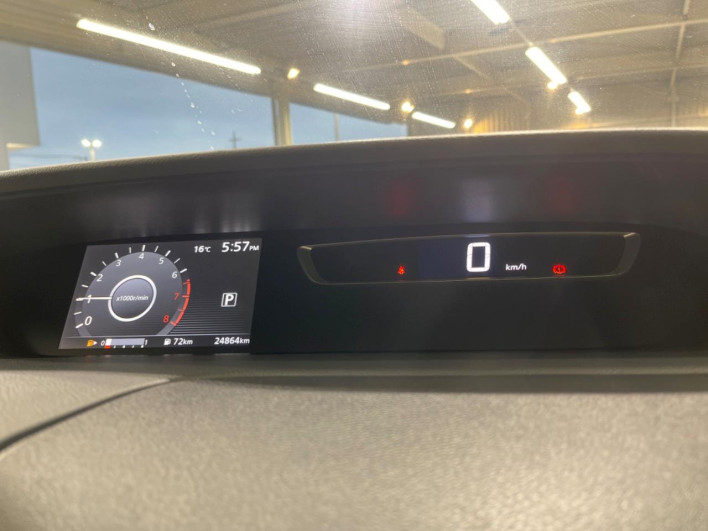 2018 Nissan Serena DAA-GFC27 (UW-69f2a448b2a9d)[24]