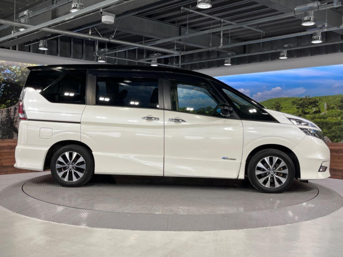 2018 Nissan Serena DAA-GFC27 (UW-69f2a448c3a18)[20]