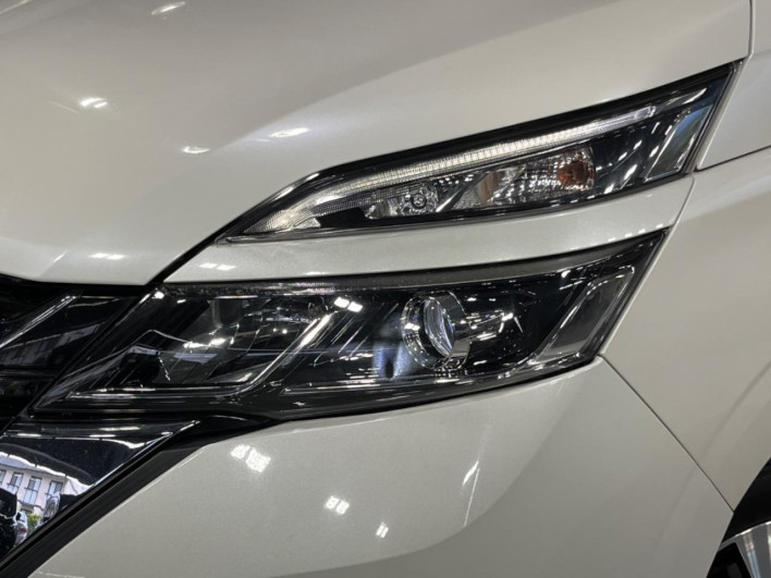 2018 Nissan Serena DAA-GFC27 (UW-69f2a448c3a18)[10]