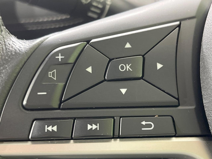 2018 Nissan Serena DAA-GFC27 (UW-69f2a44a06009)[25]