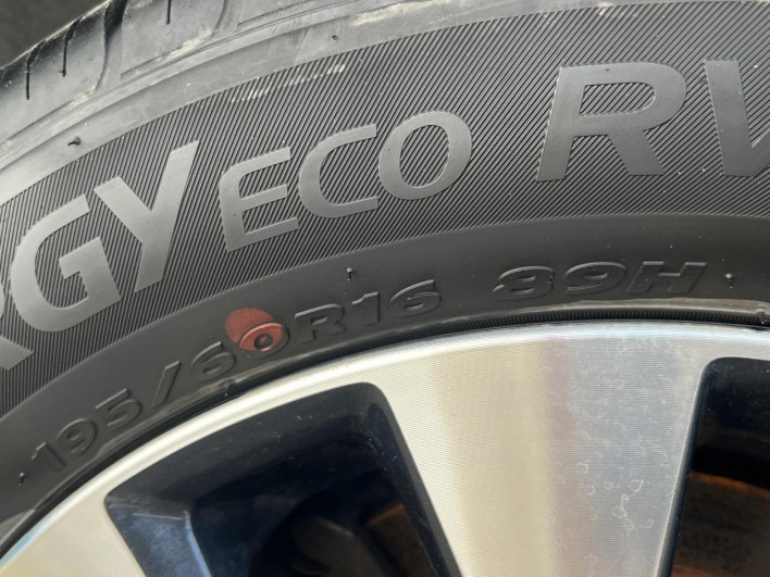 2018 Nissan Serena DAA-GFC27 (UW-69f2a44a6d70a)[16]