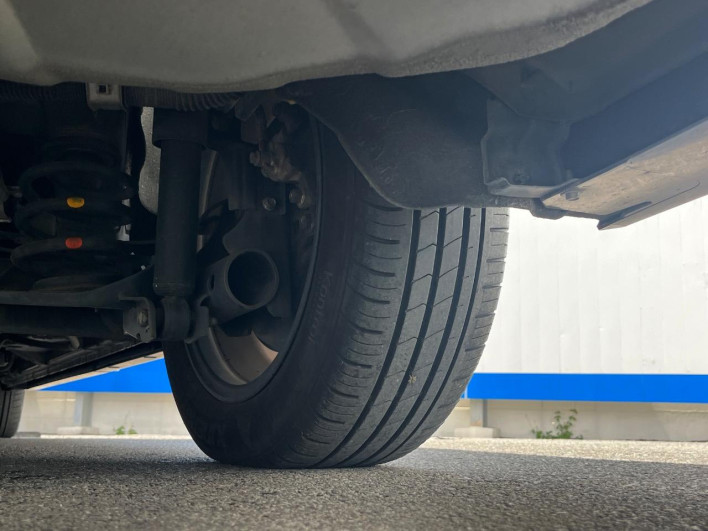 2018 Nissan Serena DAA-GFC27 (UW-69f2a44a6d70a)[13]