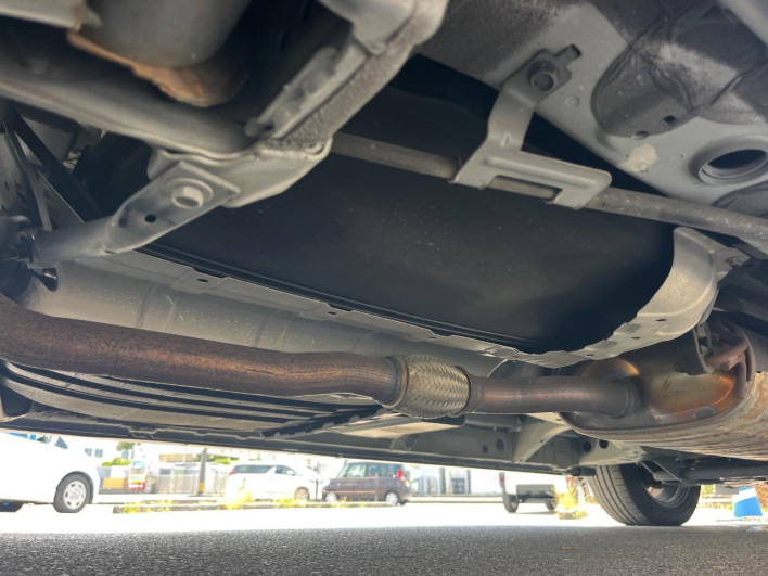 2018 Nissan Serena DAA-GFC27 (UW-69f2a44a6d70a)[15]