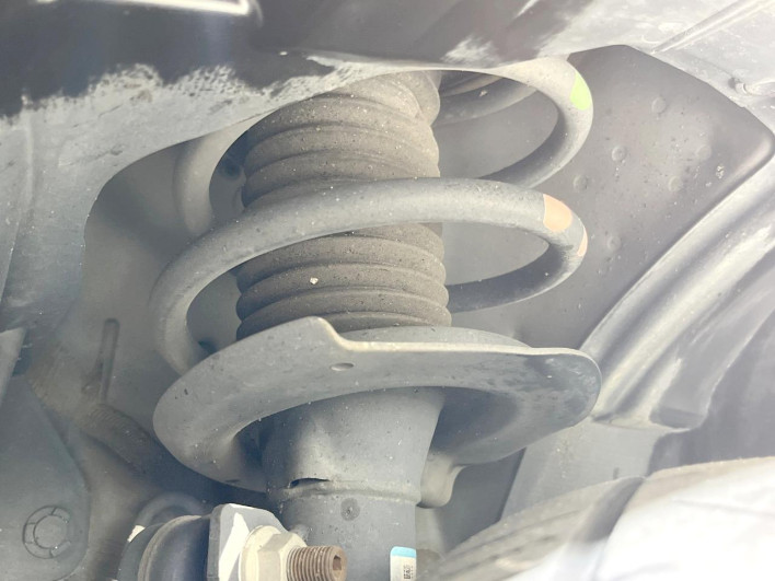 2019 Nissan Serena DAA-GFC27 (UW-69f2a44a87e1e)[17]