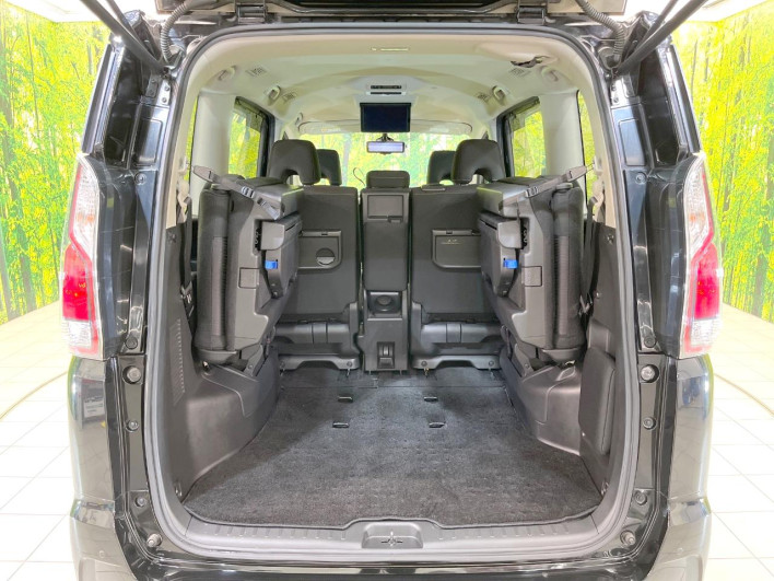 2019 Nissan Serena DAA-GFC27 (UW-69f2a44a87e1e)[26]