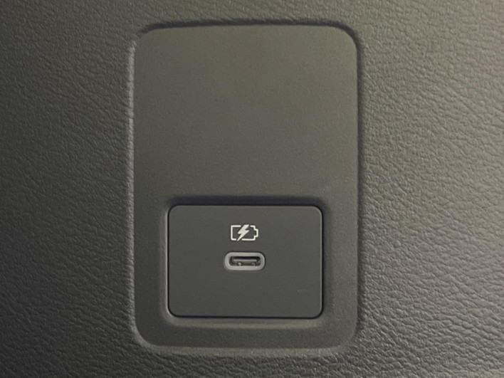 2024 Nissan Serena 6AA-GFC28 (UW-69f2a44f9fe94)[19]