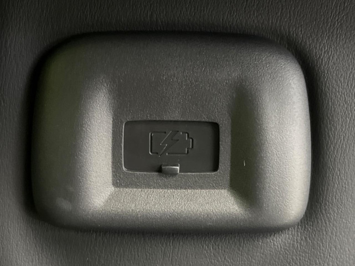 2024 Nissan Serena 6AA-GFC28 (UW-69f2a44f9fe94)[25]