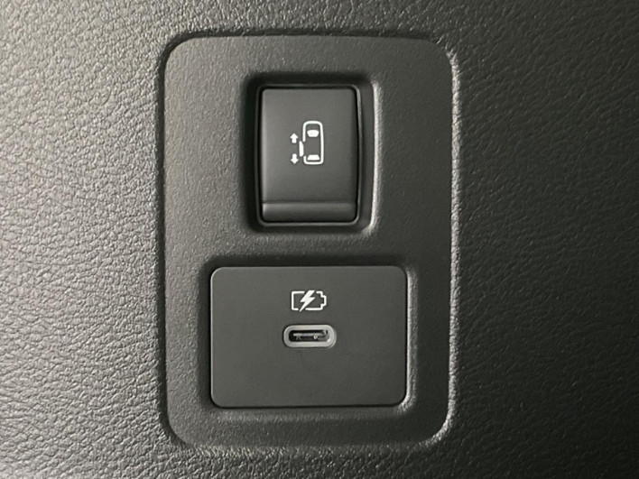2024 Nissan Serena 6AA-GFC28 (UW-69f2a44f9fe94)[20]