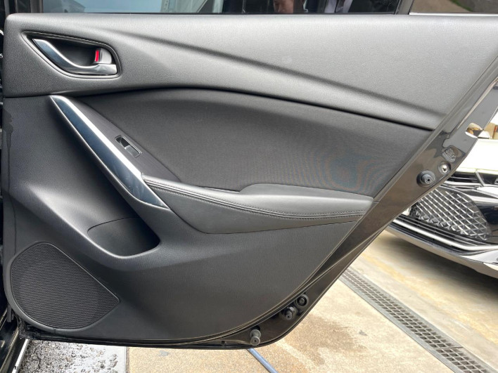 2015 Mazda Atenza Sedan LDA-GJ2FP (UW-69f2a4510c4ce)[10]