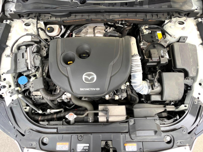 2020 Mazda Mazda 6 Sedan 3DA-GJ2FP (UW-69f2a451835fb)[10]