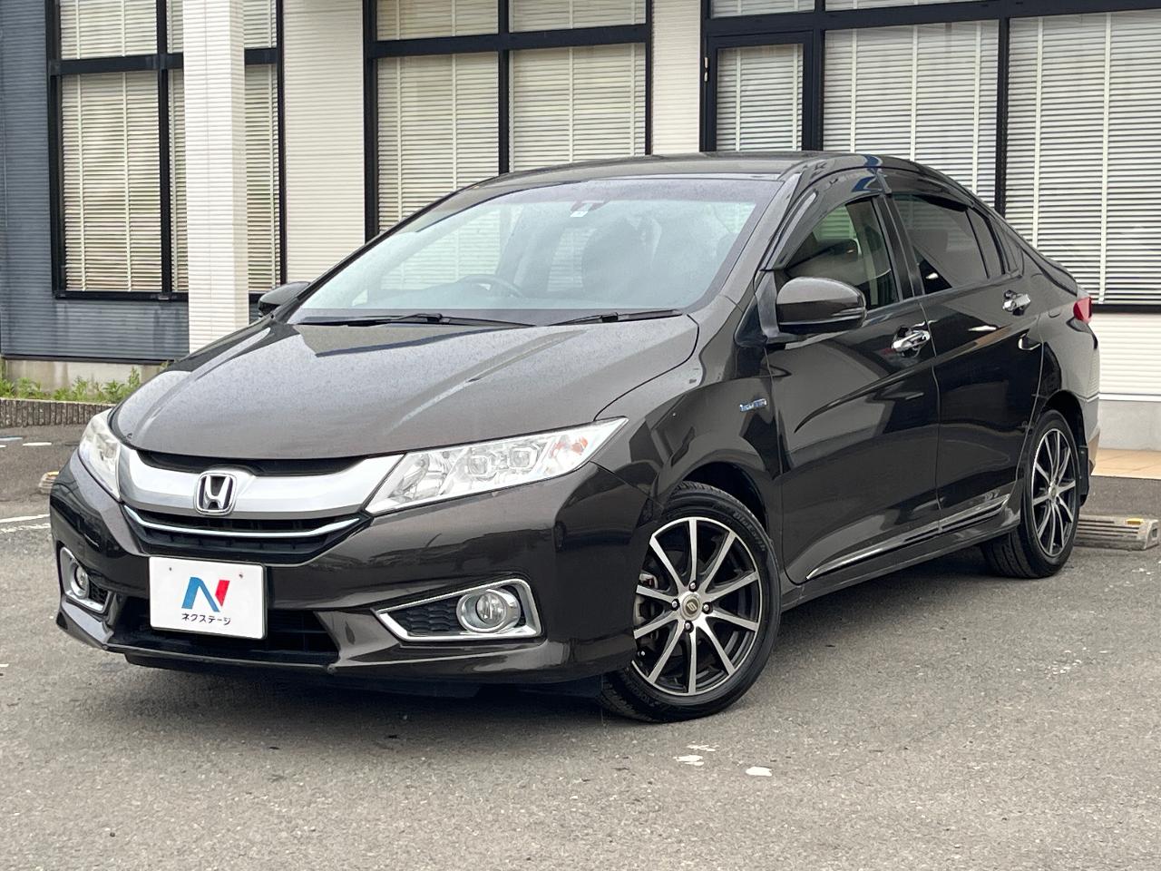 2015 Honda Grace DAA-GM4