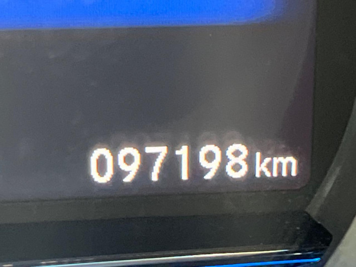 2015 Honda Grace DAA-GM4 (UW-69f2a4525b258)[2]