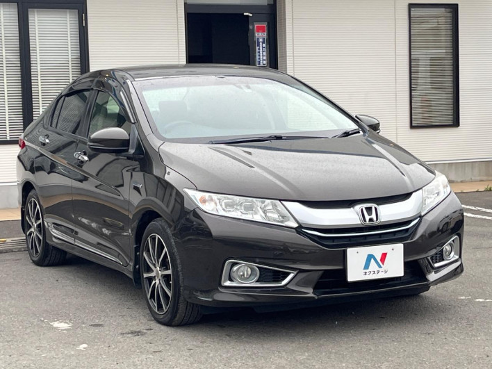 2015 Honda Grace DAA-GM4 (UW-69f2a4525b258)[5]