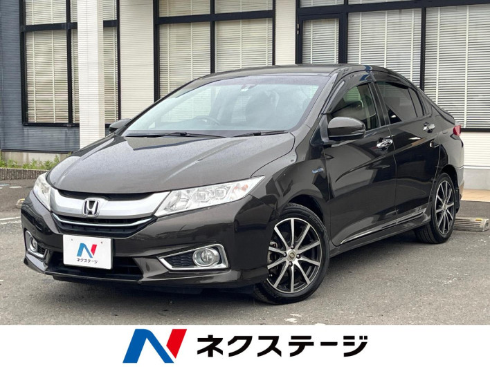 2015 Honda Grace DAA-GM4 (UW-69f2a4525b258)[3]