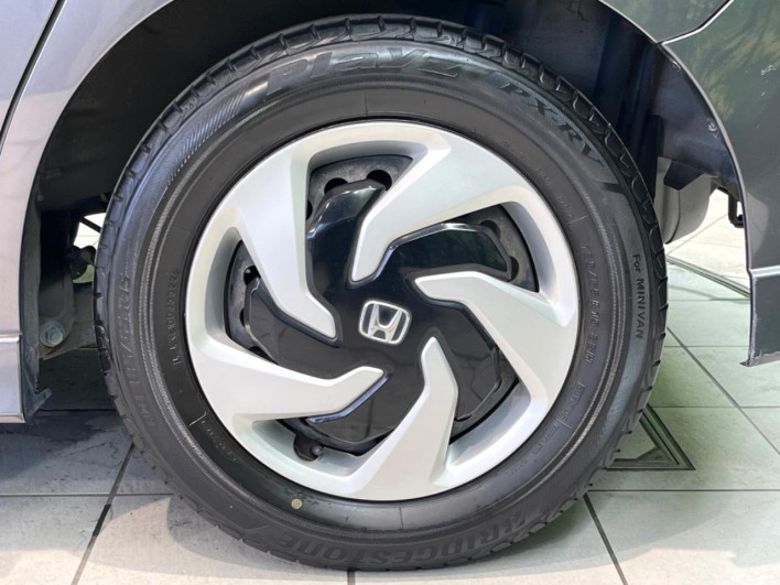 2015 Honda Freed hybrid DAA-GP3 (UW-69f2a4532863b)[22]