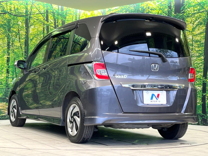 2015 Honda Freed hybrid DAA-GP3 (UW-69f2a4532863b)[15]
