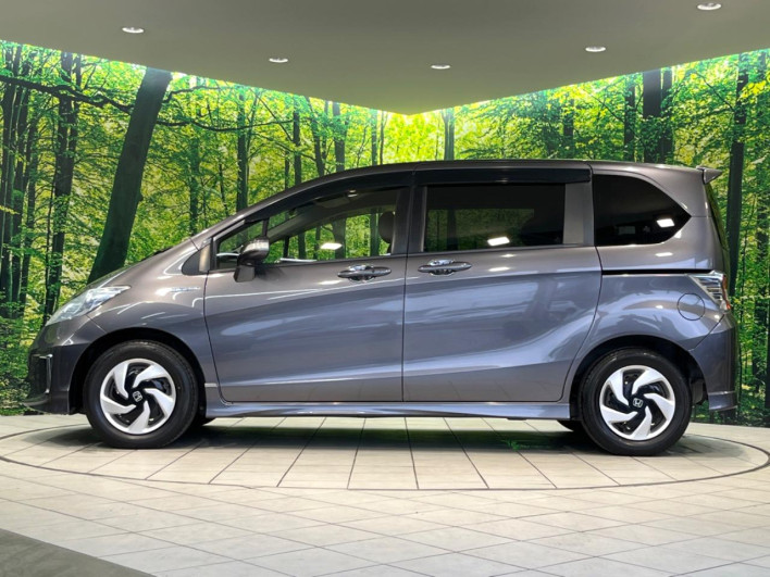 2015 Honda Freed hybrid DAA-GP3 (UW-69f2a4532863b)[16]
