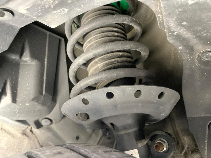 2017 Honda Fit Hybrid DAA-GP5 (UW-69f2a453395d5)[7]