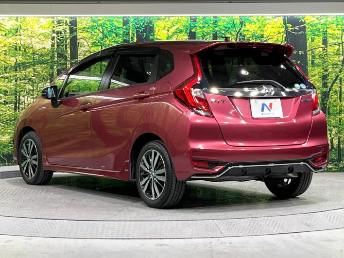 2017 Honda Fit Hybrid DAA-GP5 (UW-69f2a45397447)[11]