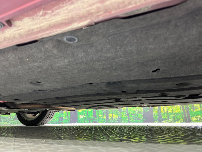 2017 Honda Fit Hybrid DAA-GP5 (UW-69f2a45397447)[17]