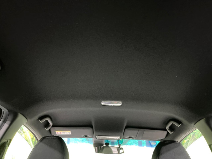 2017 Honda Fit Hybrid DAA-GP5 (UW-69f2a45397447)[14]