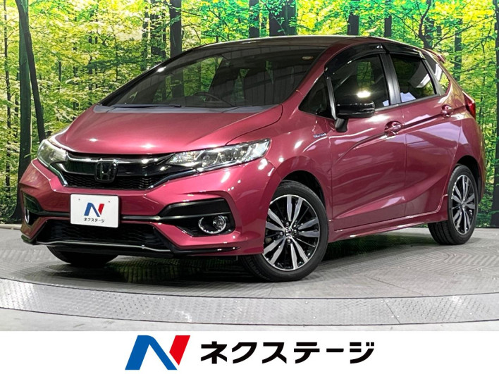 2017 Honda Fit Hybrid DAA-GP5 (UW-69f2a45397447)[3]