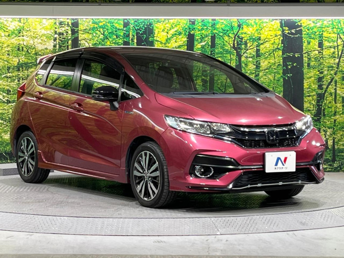 2017 Honda Fit Hybrid DAA-GP5 (UW-69f2a45397447)[7]