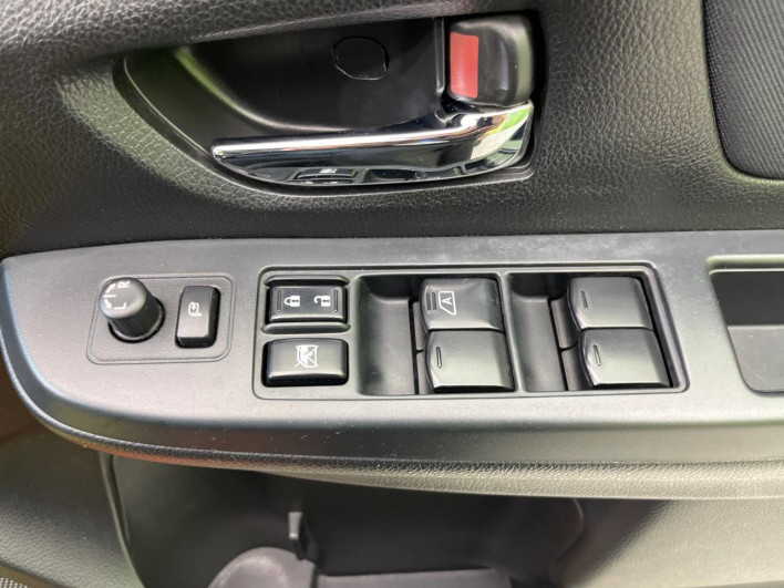 2014 Subaru XV DBA-GP7 (UW-69f2a455b41ef)[19]