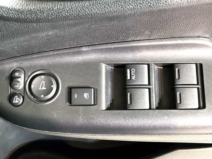 2018 Honda SHUTTLE DAA-GP8 (UW-69f2a45756d39)[7]