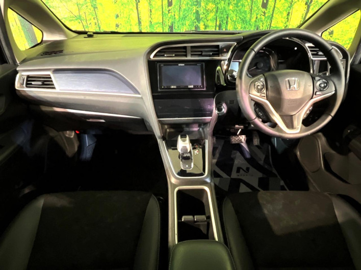 2018 Honda SHUTTLE DAA-GP8 (UW-69f2a45756d39)[4]