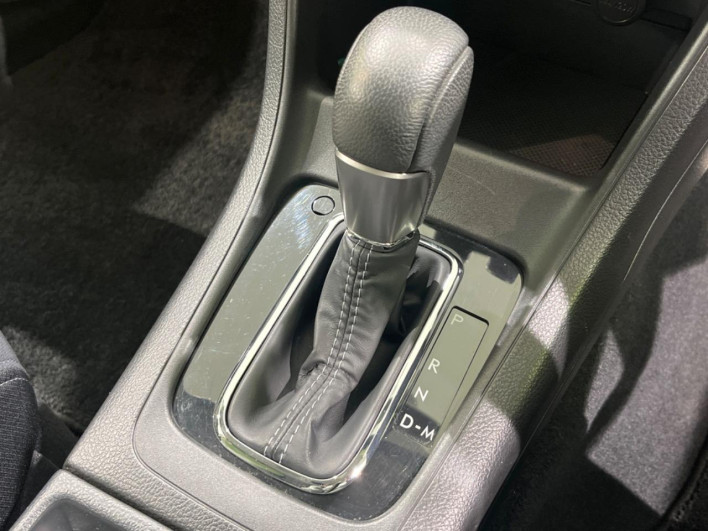 2014 Subaru XV HYBRID DAA-GPE (UW-69f2a457aab6a)[26]