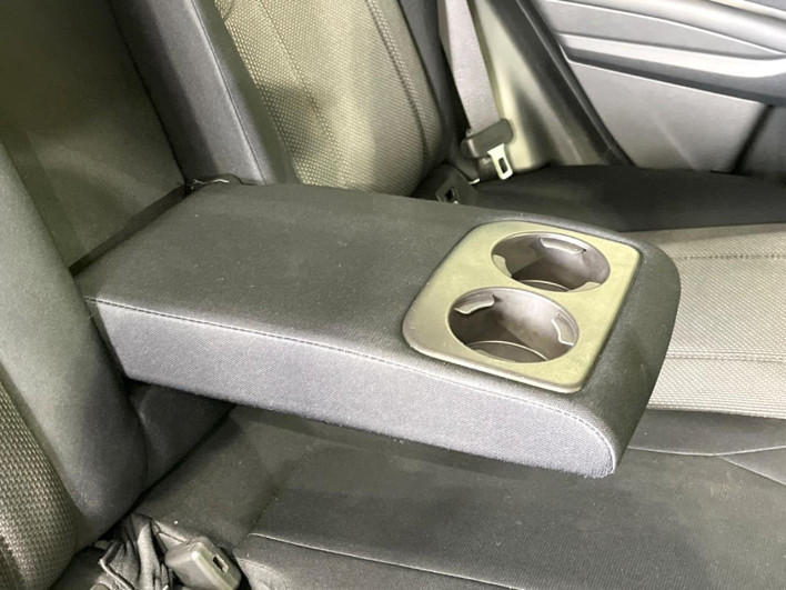 2018 Subaru XV DBA-GT3 (UW-69f2a45b07cde)[23]