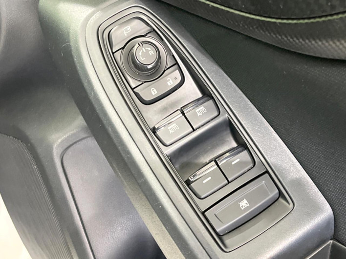 2018 Subaru XV DBA-GT3 (UW-69f2a45b07cde)[28]