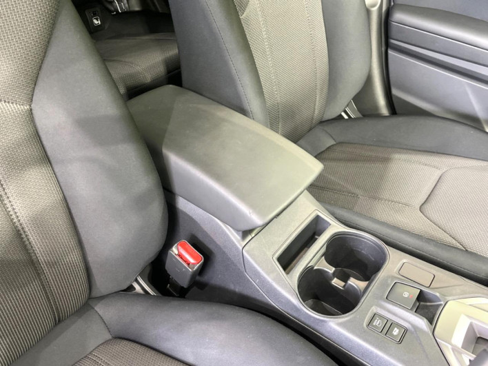 2018 Subaru XV DBA-GT3 (UW-69f2a45b07cde)[25]