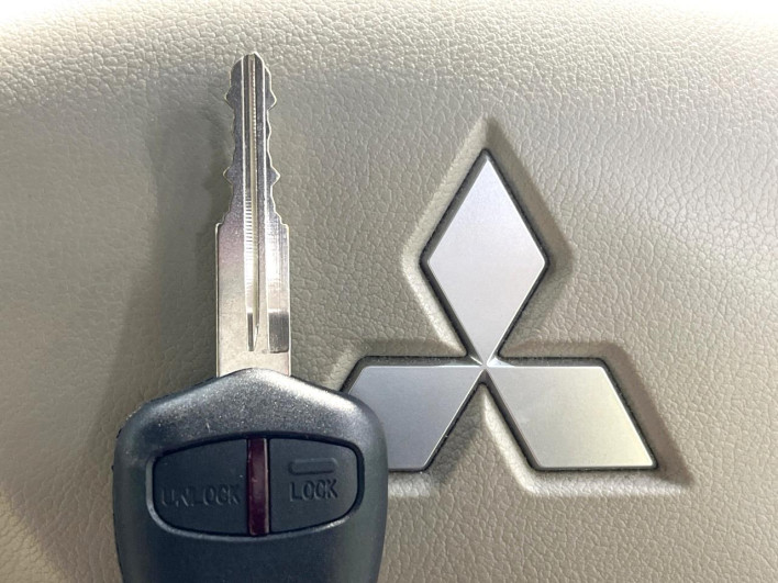 2012 Mitsubishi eK Wagon DBA-H82W (UW-69f2a4650c989)[12]