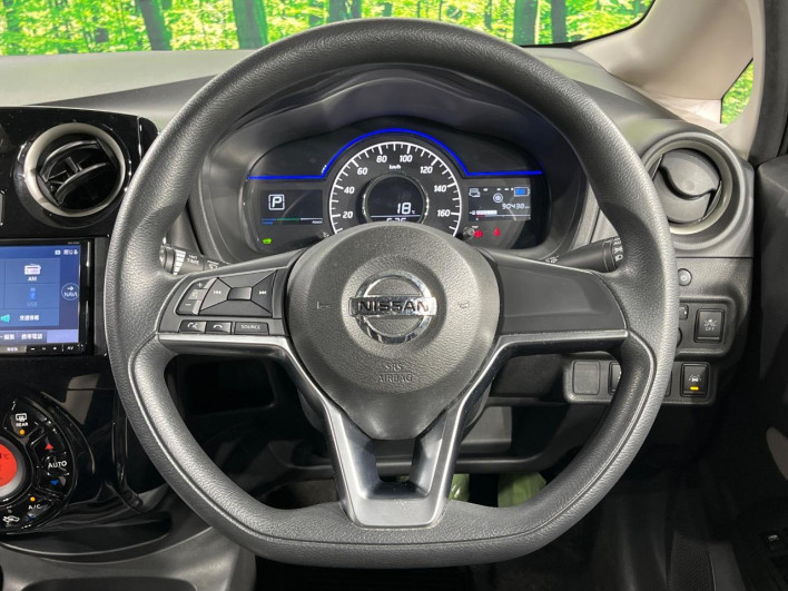 2020 Nissan Note DAA-HE12 (UW-69f2a46aecb9a)[24]