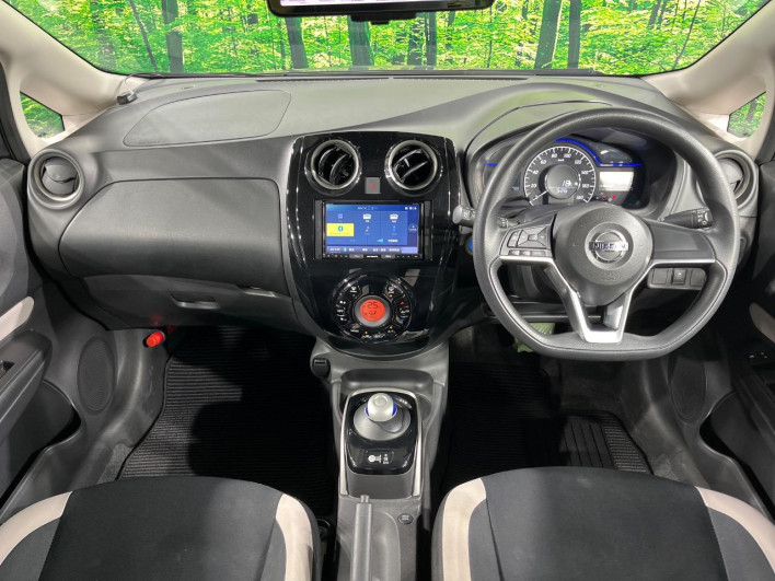 2020 Nissan Note DAA-HE12 (UW-69f2a46aecb9a)[23]