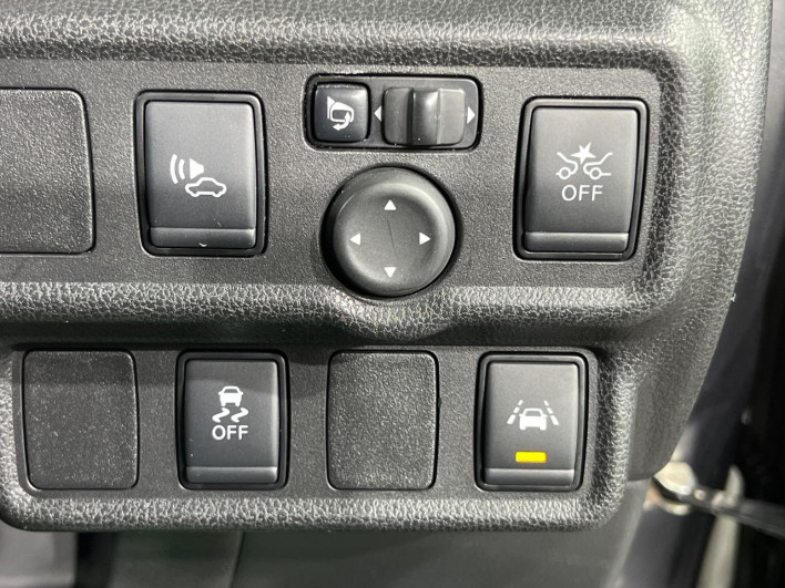 2020 Nissan Note DAA-HE12 (UW-69f2a46aecb9a)[7]