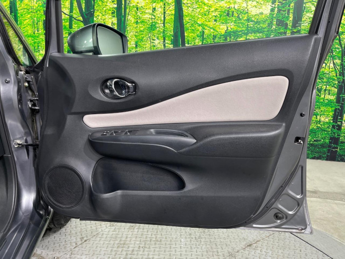 2020 Nissan Note DAA-HE12 (UW-69f2a46aecb9a)[25]