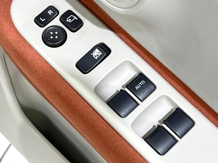 2018 Suzuki ALTO Lapin DBA-HE33S (UW-69f2a46d656e1)[20]