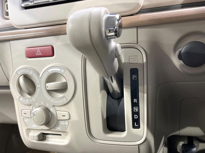 2018 Suzuki ALTO Lapin DBA-HE33S (UW-69f2a46e5ebc9)[25]