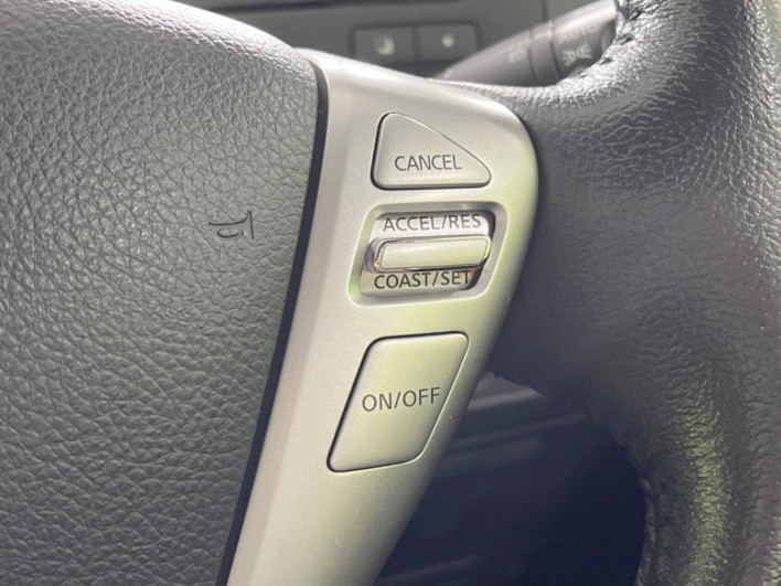 2013 Nissan Serena DAA-HFC26 (UW-69f2a471a0f34)[25]