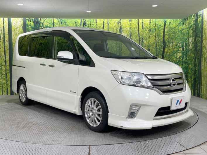 2013 Nissan Serena DAA-HFC26 (UW-69f2a471a0f34)[15]