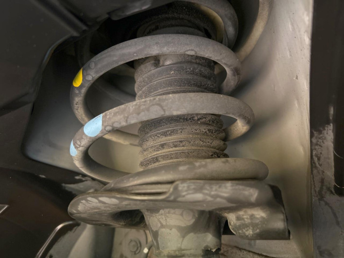 2015 Nissan Serena DAA-HFC26 (UW-69f2a471db24c)[7]