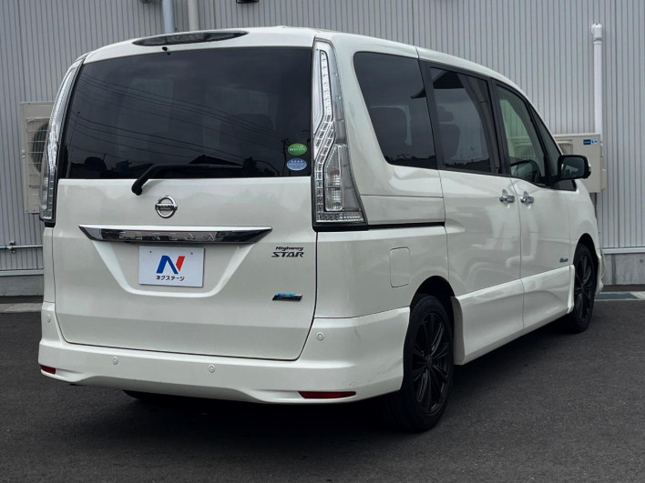 2015 Nissan Serena DAA-HFC26 (UW-69f2a471e68bb)[24]