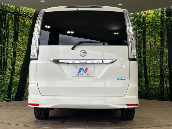 2015 Nissan Serena DAA-HFC26 (UW-69f2a472d5ebb)[9]